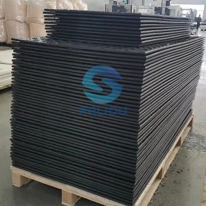 What are the advantages and disadvantages of polyethylene temporary road boards?