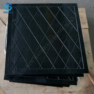 What is the function of crane stabiliser pads?