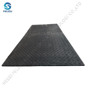 In what environment will heavy-duty UHMWPE road mats be used?