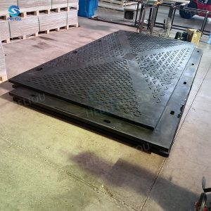 Peliou 4x2m Composite Ground Protection Mat Heavy Duty Interlocking Rig Dura Ground Protection Mat